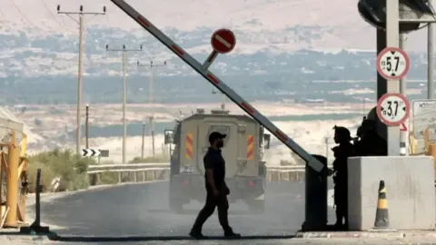 A Pair of Victims Killed in Assault Near Jordan-West Bank Passage, Israel's Defense Forces Reports
