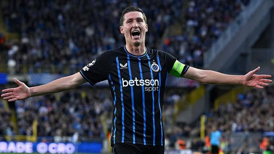 De Blauw-Zwart Overwhelm Monaco Four Goals to One in Champions League Group Stage Debut